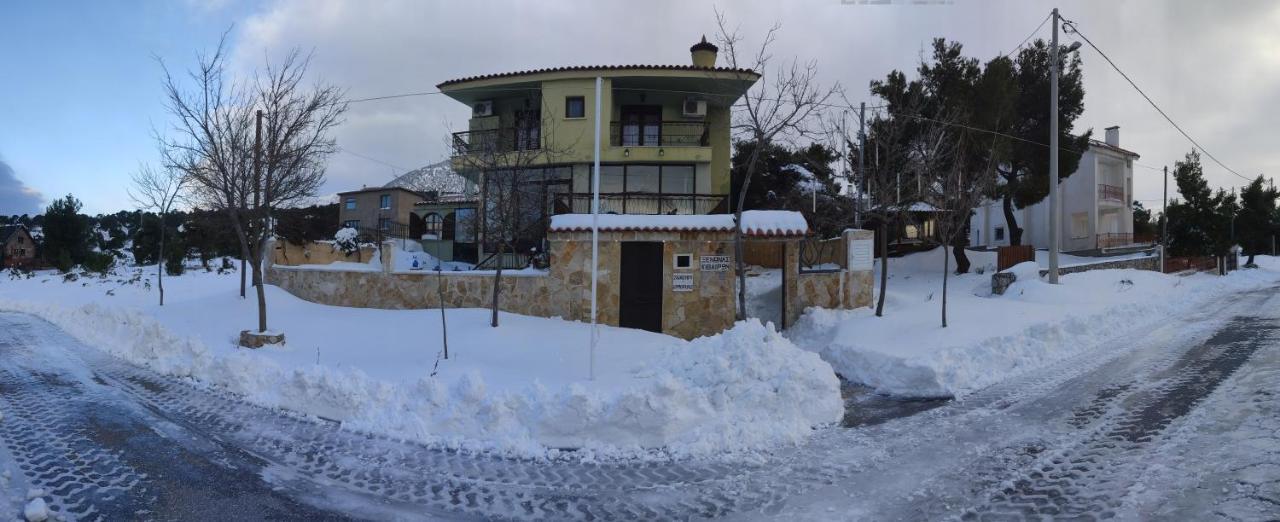 Xenonas Κithαiron Hotel Vilia Exterior photo