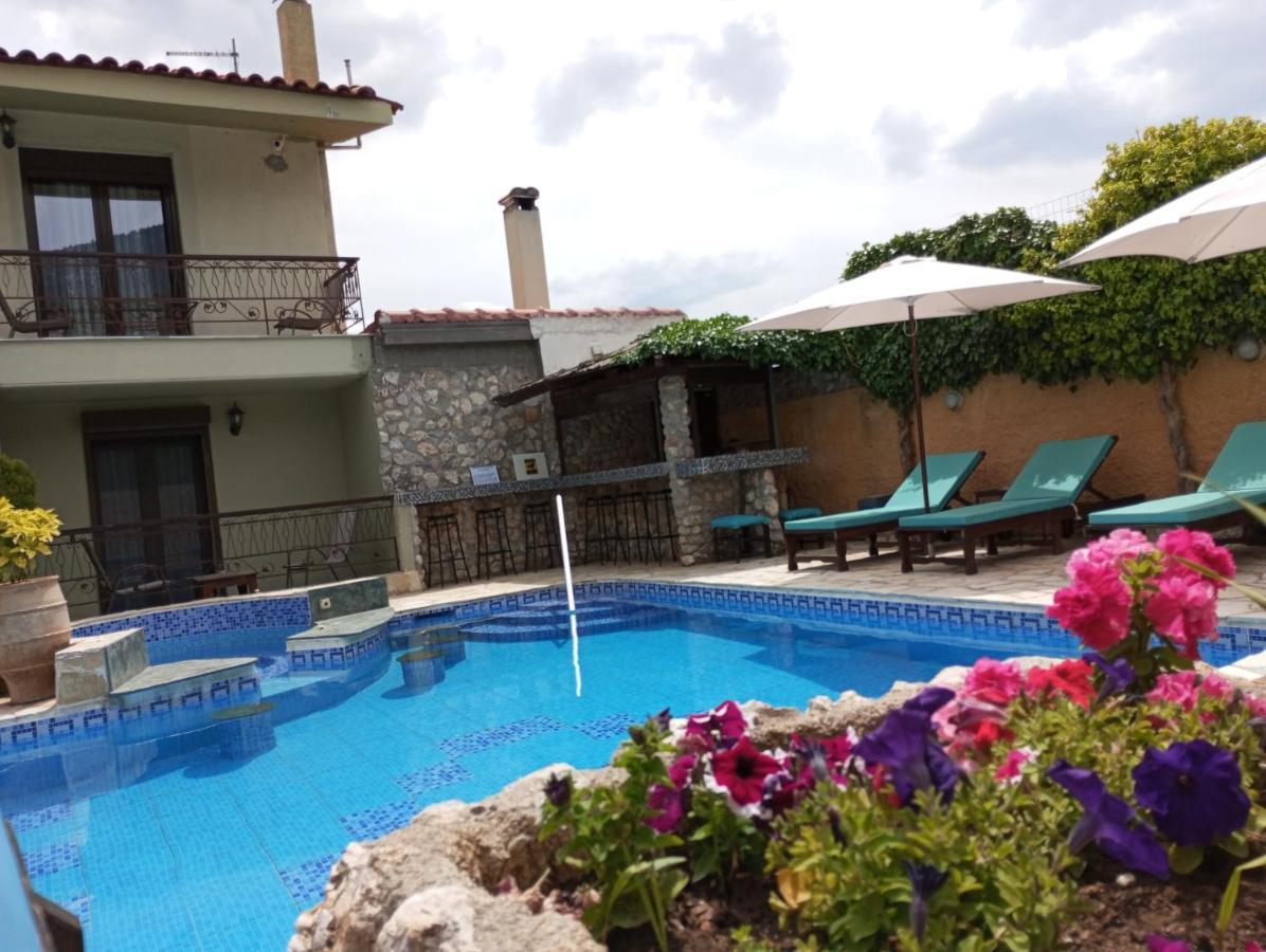 Xenonas Κithαiron Hotel Vilia Exterior photo
